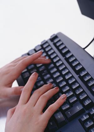 レゴリスのアプリが使える商品を扱う企業
